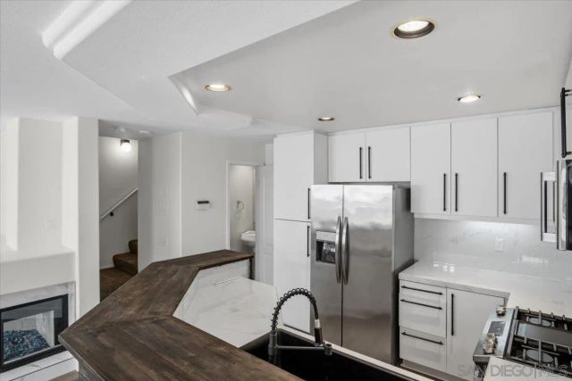 12630 CARMEL COUNTRY ROAD 112, San Diego, CA 92130