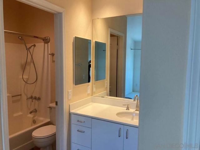 12630 CARMEL COUNTRY ROAD 112, San Diego, CA 92130