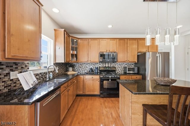 654 Skyline Drive, Jefferson Twp., NJ 07849