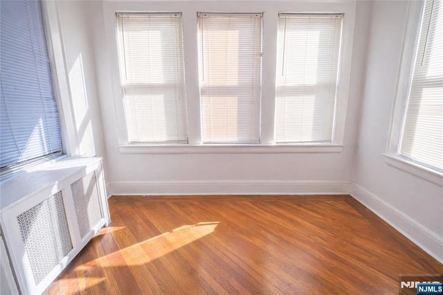 26 Scofield Street, Newark, NJ 07106