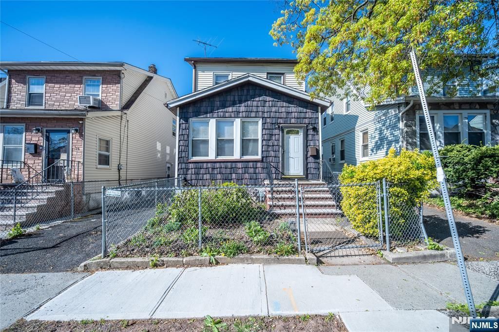 26 Scofield Street, Newark, NJ 07106