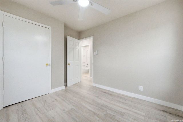 221 Park, Universal City, TX 78148