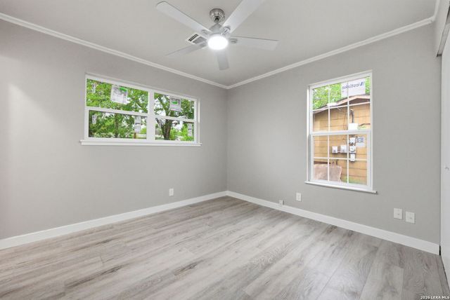 221 Park, Universal City, TX 78148