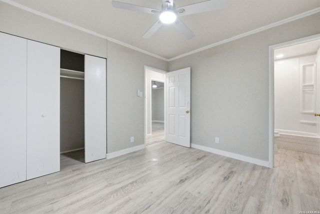 221 Park, Universal City, TX 78148