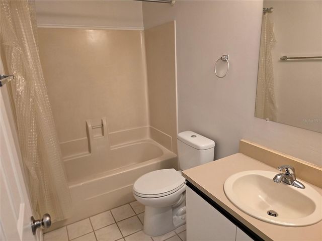1224 SW 16 AVENUE F, Gainesville, FL 32601