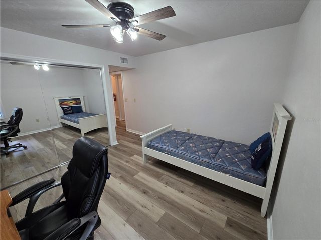 1224 SW 16 AVENUE F, Gainesville, FL 32601