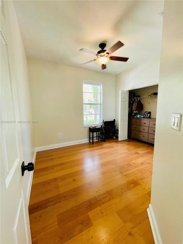 4006 NE 20th St, Homestead, FL 33033