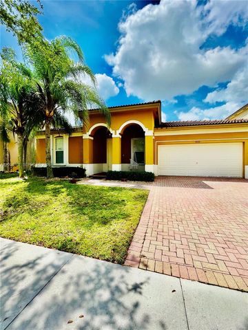 4006 NE 20th St, Homestead, FL 33033