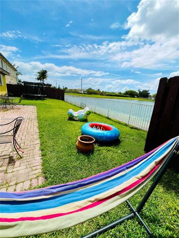 4006 NE 20th St, Homestead, FL 33033