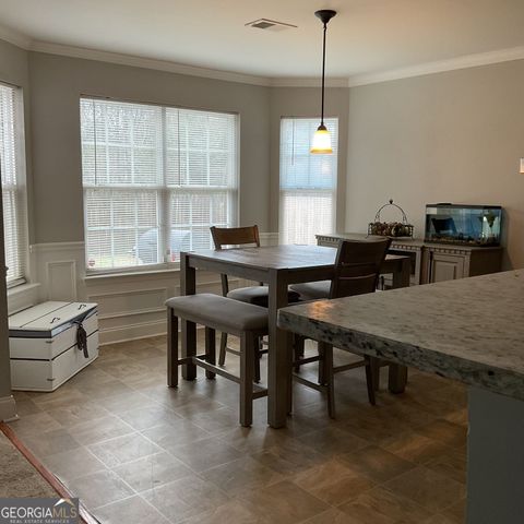 3951 Oak Field Drive, Loganville, GA 30052