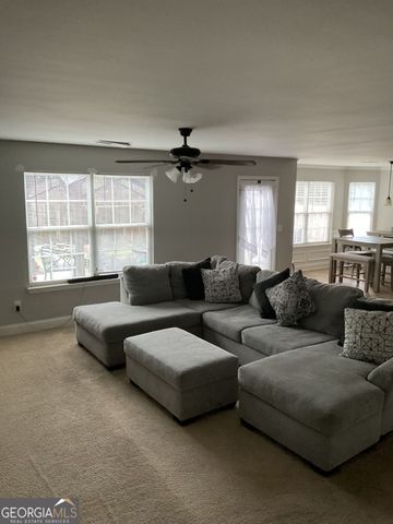 3951 Oak Field Drive, Loganville, GA 30052