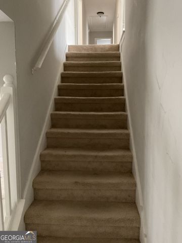 3951 Oak Field Drive, Loganville, GA 30052