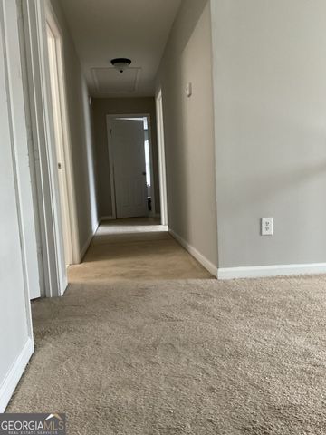 3951 Oak Field Drive, Loganville, GA 30052