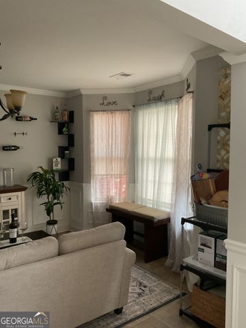 3951 Oak Field Drive, Loganville, GA 30052