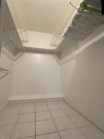 2731 N Pine Island Road 105, Sunrise, FL 33322