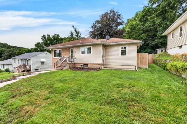 39 HAPPY HOLLOW Boulevard, Council Bluffs, IA 51503
