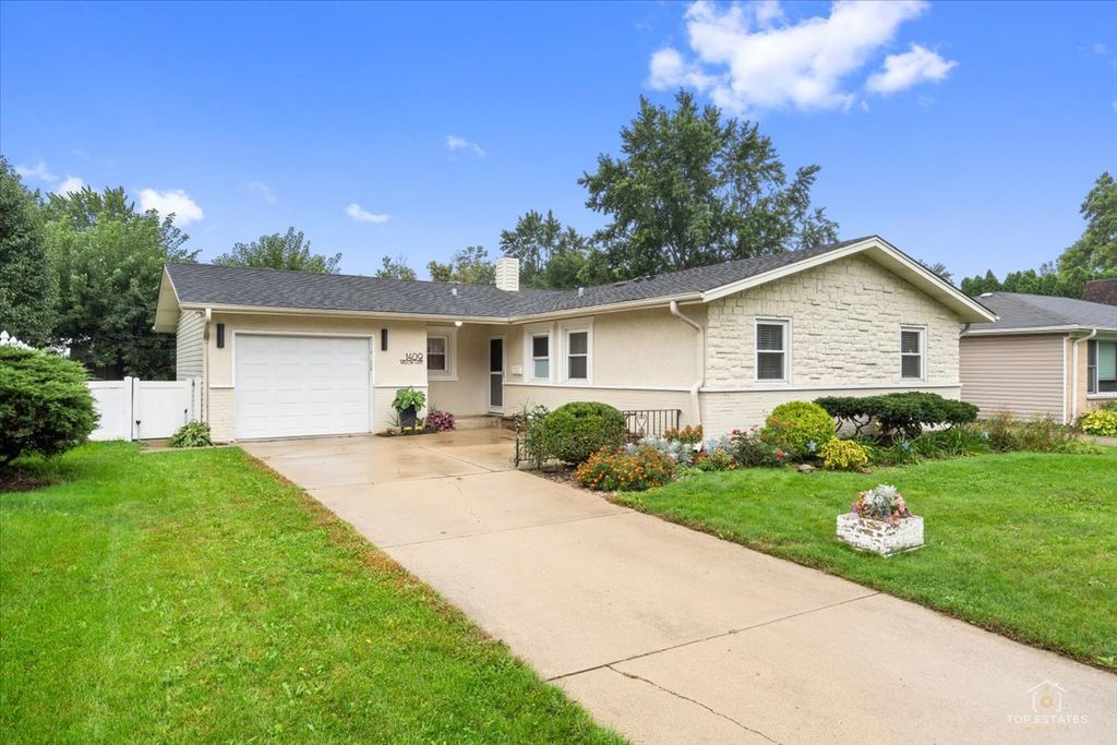 1409 W WILLOW Lane, Mount Prospect, IL 60056