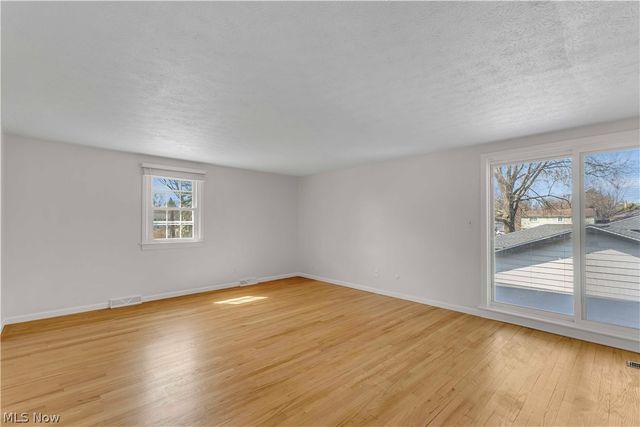 26928 Fairfax Lane, North Olmsted, OH 44070