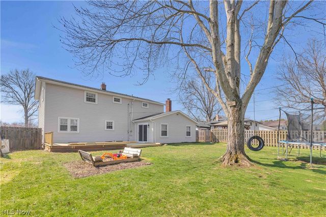 26928 Fairfax Lane, North Olmsted, OH 44070