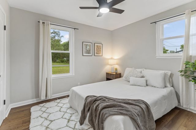 3908 Cedar St, Centerville, TN 37033