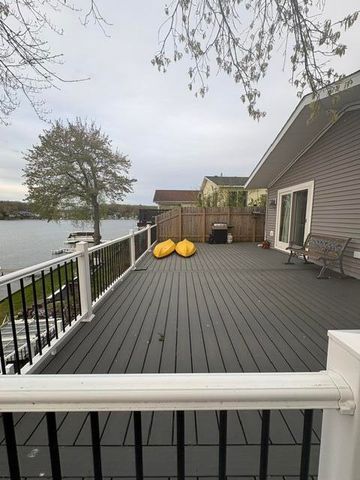 8412 Brower Lake Drive Ne, Courtland Twp, MI 49341