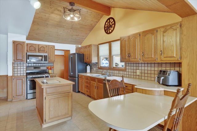 8412 Brower Lake Drive Ne, Courtland Twp, MI 49341