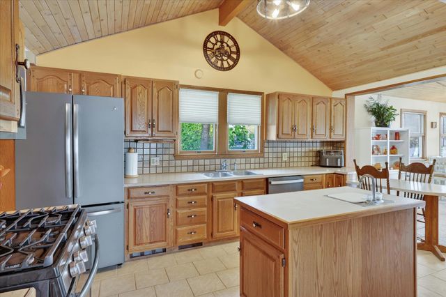 8412 Brower Lake Drive Ne, Courtland Twp, MI 49341
