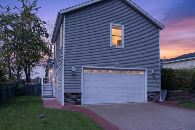 8412 Brower Lake Drive Ne, Courtland Twp, MI 49341