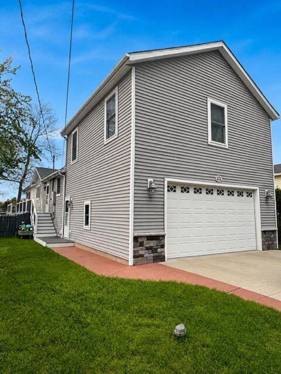 8412 Brower Lake Drive Ne, Courtland Twp, MI 49341