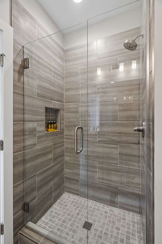 68 Fern Ave, Nashville, TN 37207