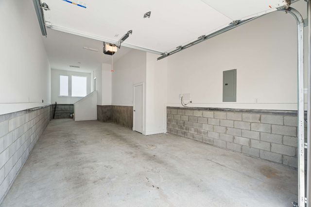 68 Fern Ave, Nashville, TN 37207