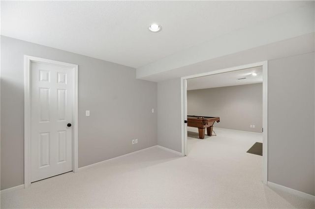 8909 W 142nd Court, Overland Park, KS 66221