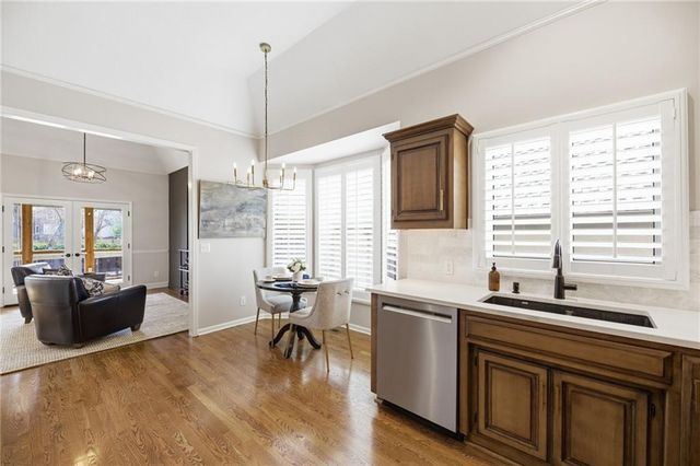 8909 W 142nd Court, Overland Park, KS 66221