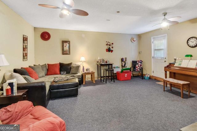 201 Chestnut Court, Kingsland, GA 31548