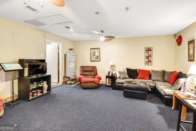 201 Chestnut Court, Kingsland, GA 31548