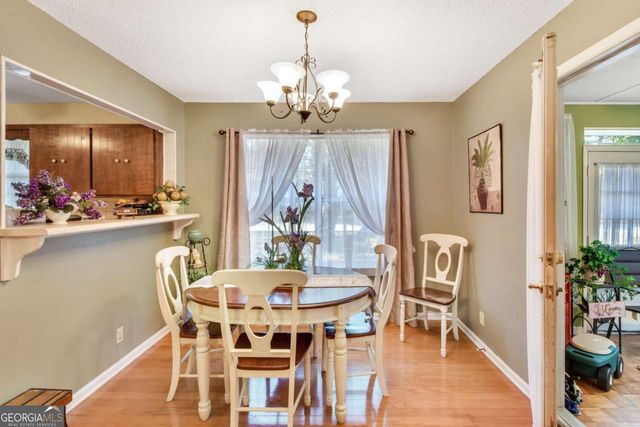 201 Chestnut Court, Kingsland, GA 31548