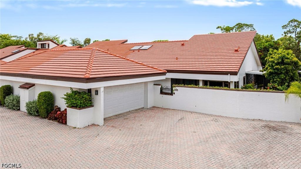 5424 Harbour Castle DR, Fort Myers, FL 33907