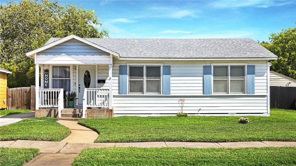 1058 Vaky St, Corpus Christi, TX 78404