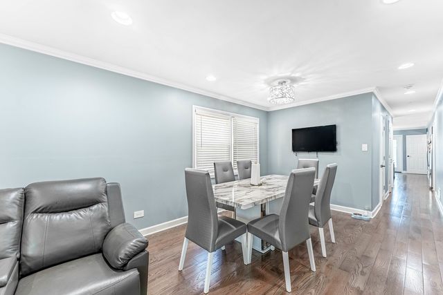 3507 N Narragansett Avenue, Chicago, IL 60634