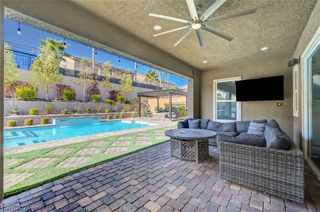 7521 Tucker William Street, Las Vegas, NV 89149