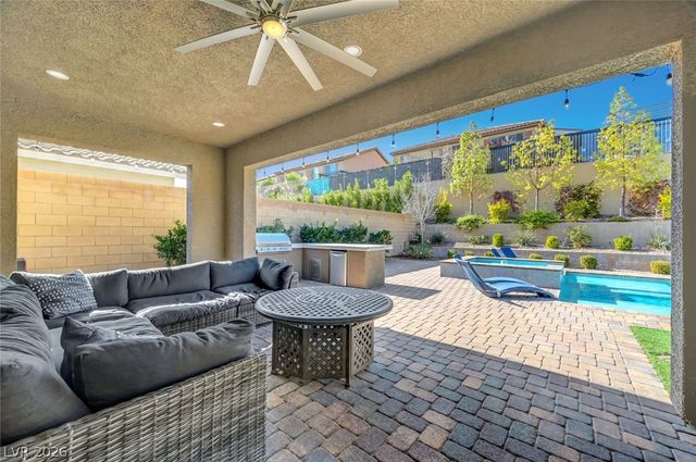 7521 Tucker William Street, Las Vegas, NV 89149