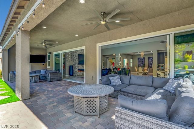 7521 Tucker William Street, Las Vegas, NV 89149