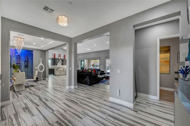 7521 Tucker William Street, Las Vegas, NV 89149