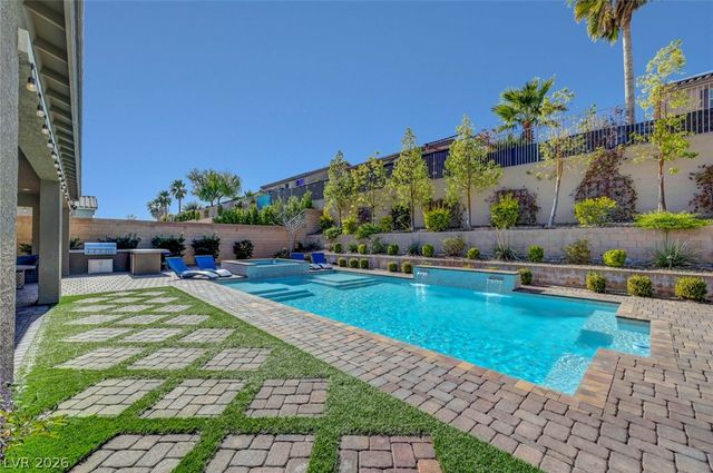 7521 Tucker William Street, Las Vegas, NV 89149