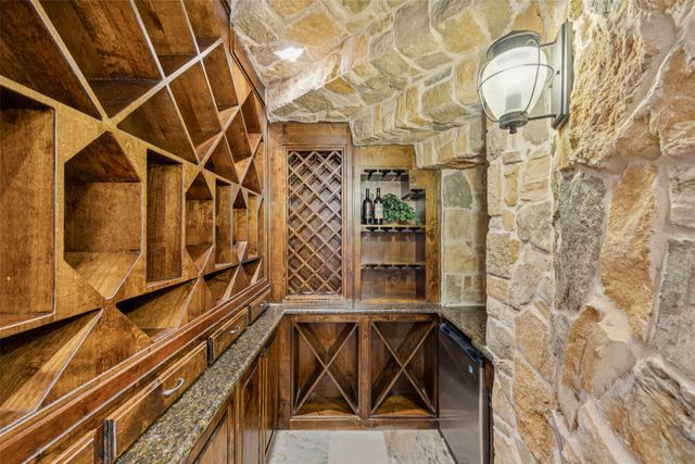 2304 Top Rail Lane, Southlake, TX 76092