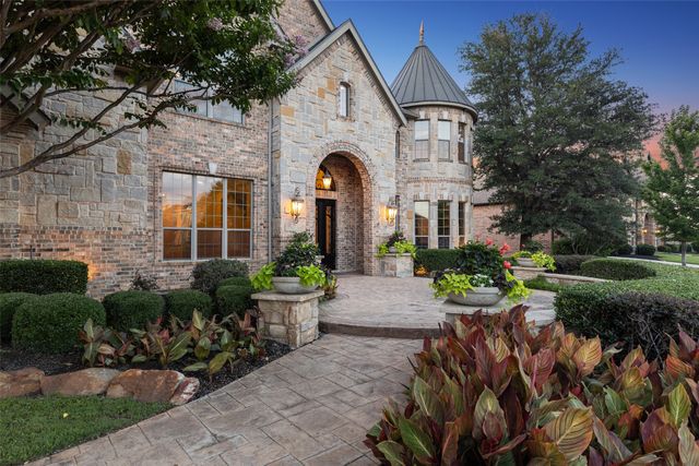 2304 Top Rail Lane, Southlake, TX 76092