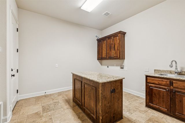 2304 Top Rail Lane, Southlake, TX 76092