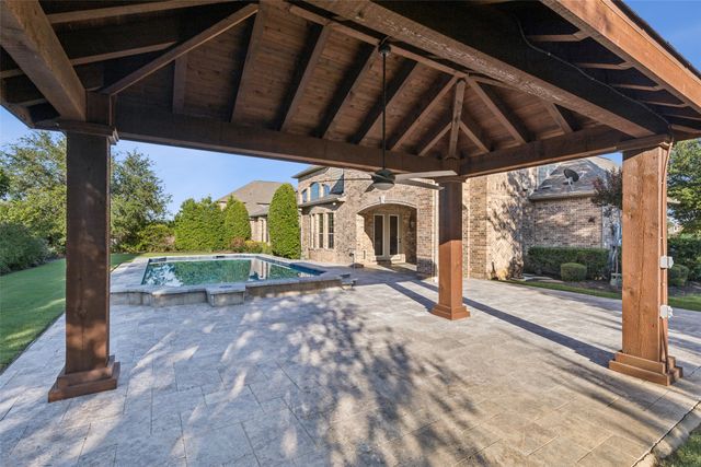 2304 Top Rail Lane, Southlake, TX 76092