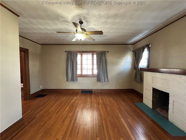 920 Lee Street, St Albans, WV 25177