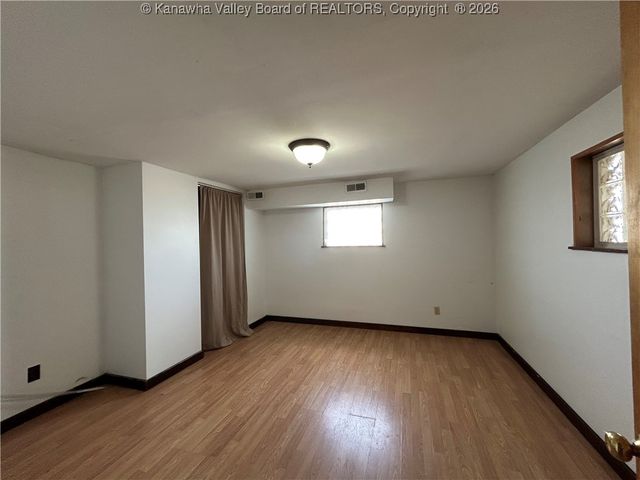 920 Lee Street, St Albans, WV 25177